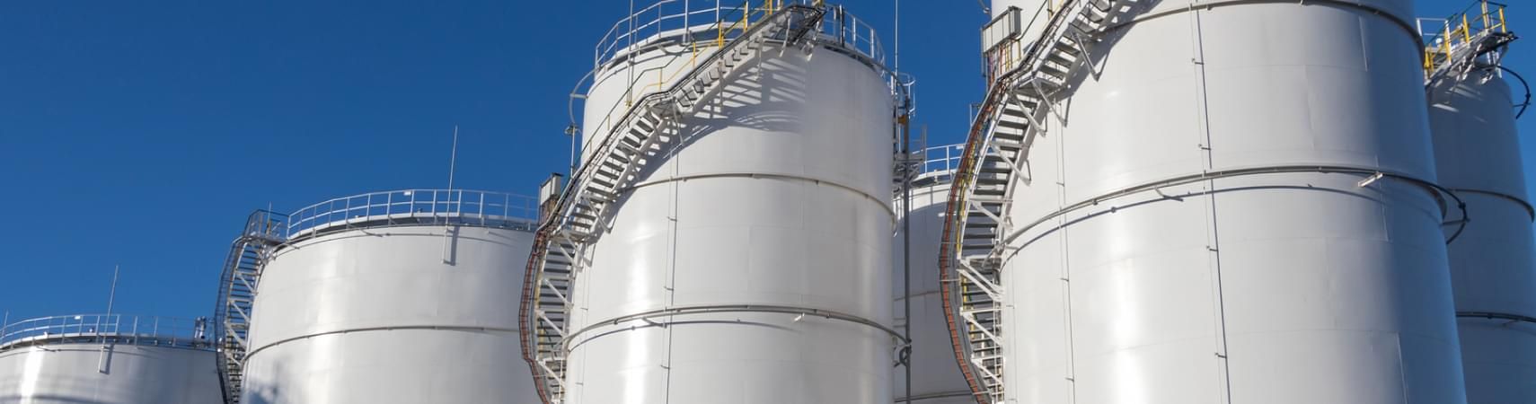 Відновлення та будівництво промислових об'єктів, структур нафтобаз (резервуари, трубопроводи)